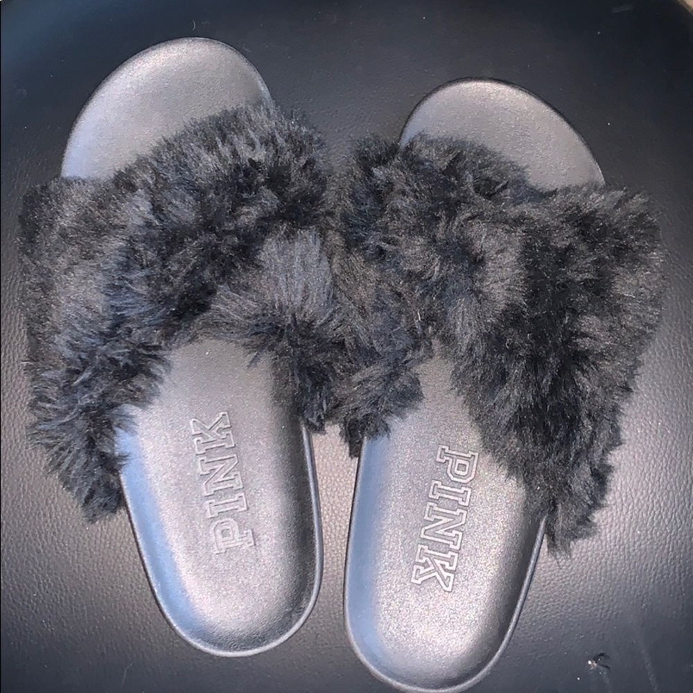 Victoria secret fluffy slides